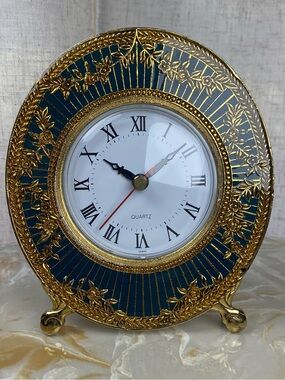 Vintage 80s Brass Emerald Enamel Table Easel Clock Hollywood Regency